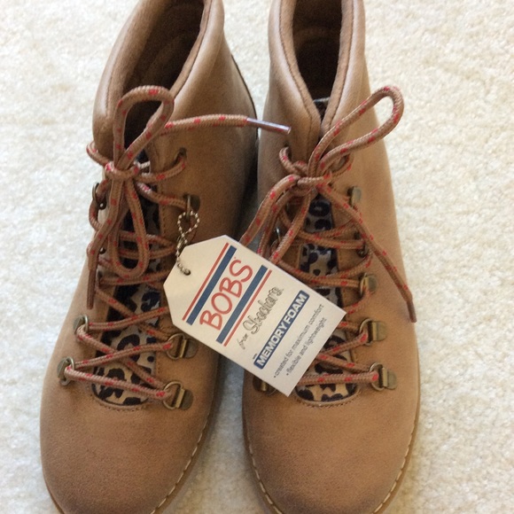Skechers Shoes - ❤️HP❤️ Bobs  by Skechers  Alpine S’mores Size 7